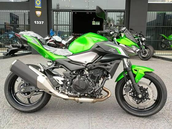 KAWASAKI Z500 KAWASAKI Z500